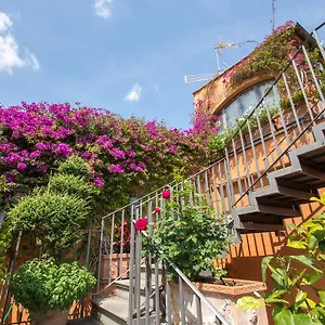 **** Otel Mozart İtalya